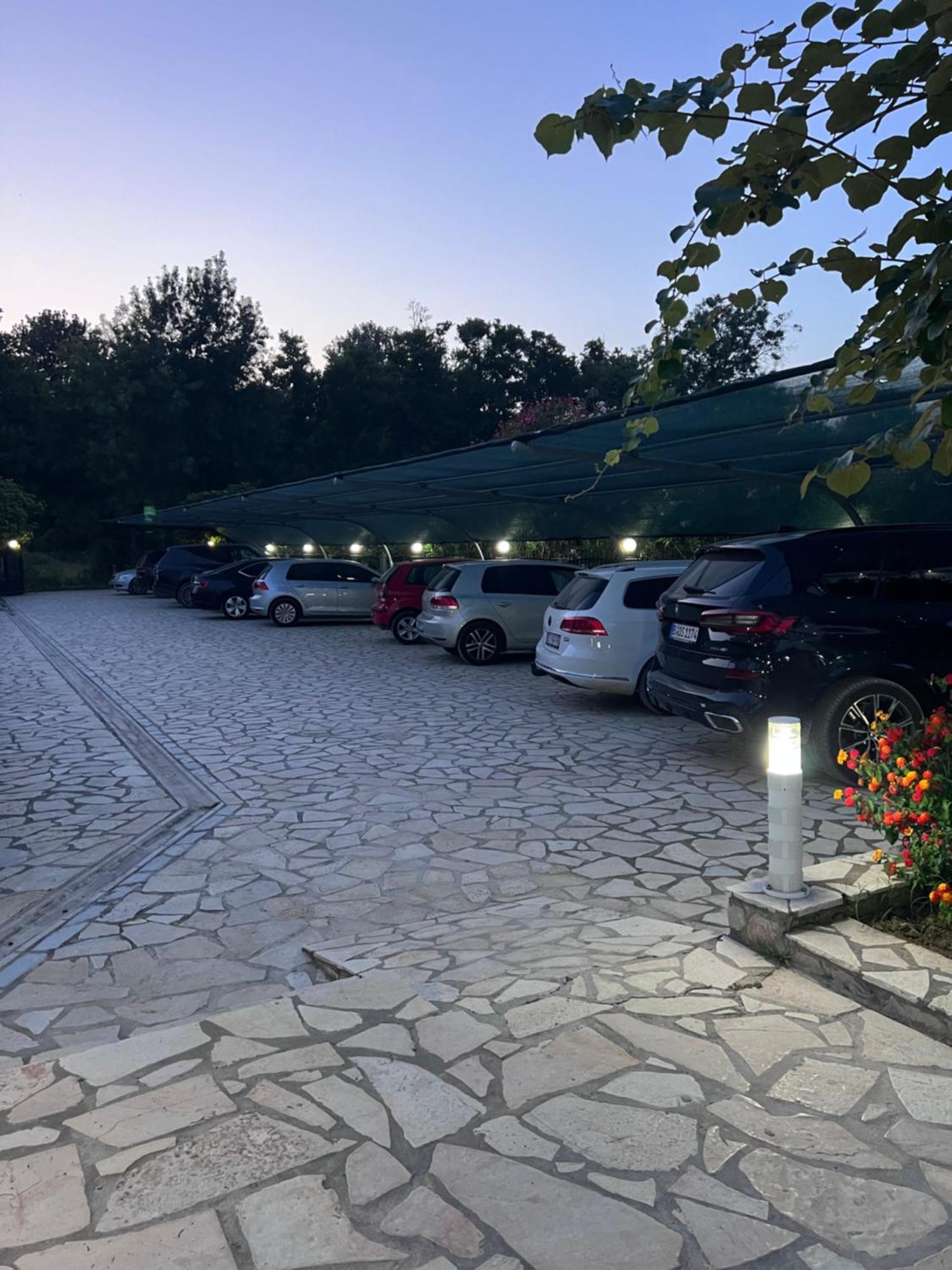 Residence Leora Ulcinj Exterior photo